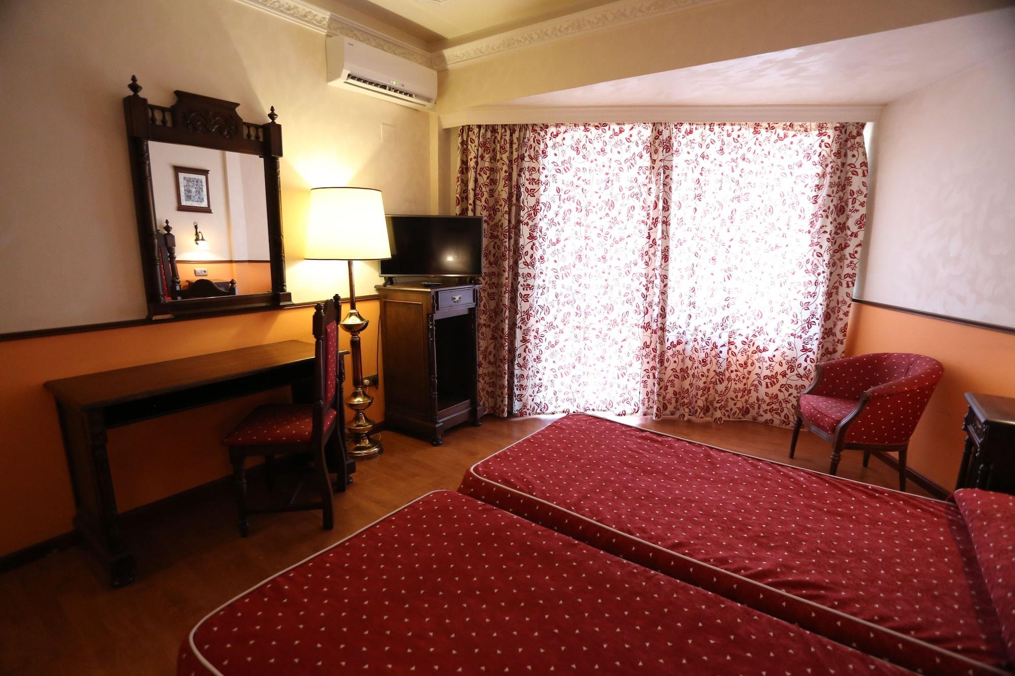 Hotel El Cisne ซาราโกซา ภายนอก รูปภาพ