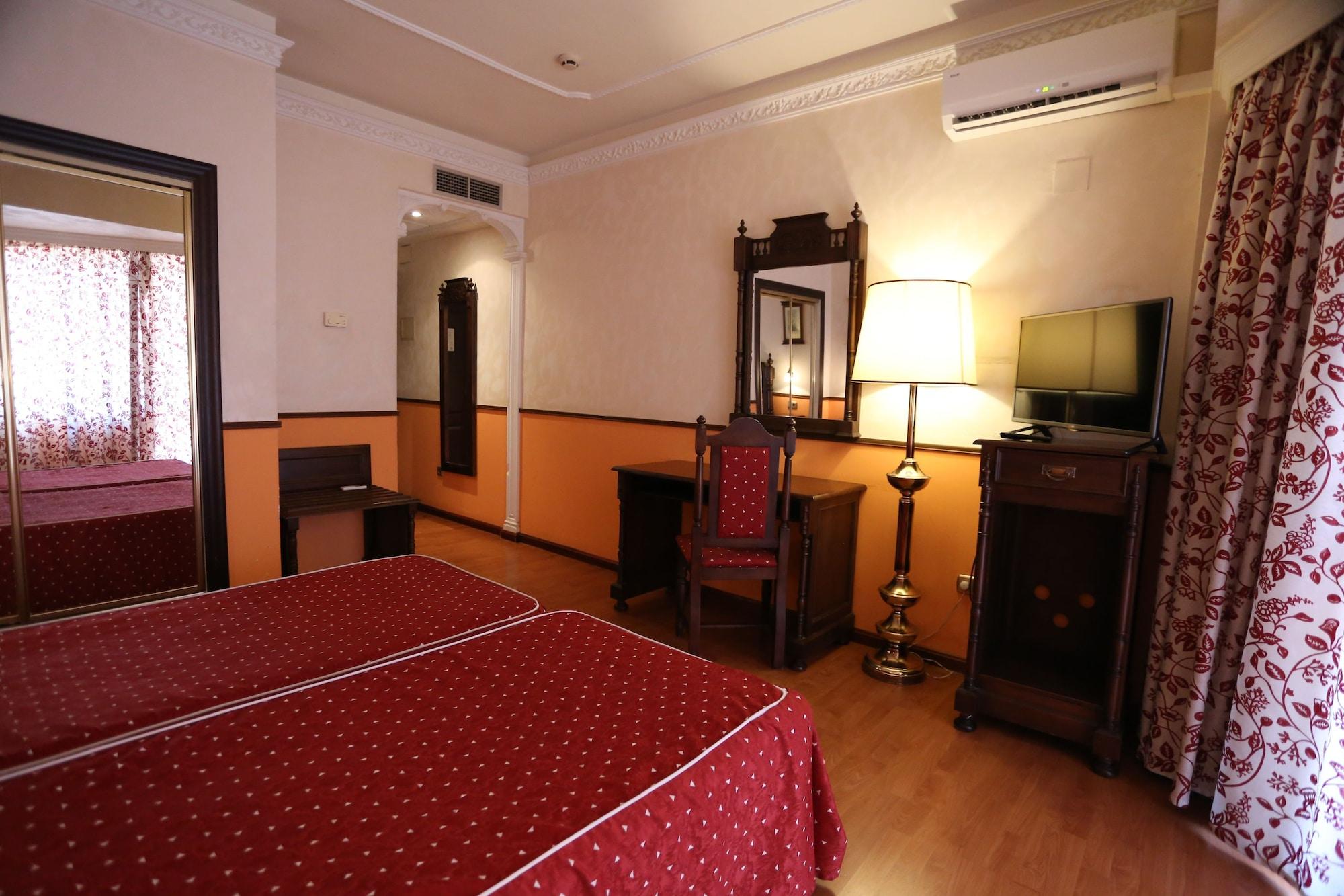 Hotel El Cisne ซาราโกซา ภายนอก รูปภาพ