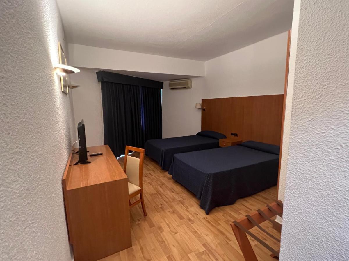 Hotel El Cisne ซาราโกซา ภายนอก รูปภาพ