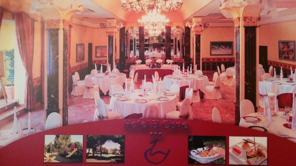 Hotel El Cisne ซาราโกซา ภายนอก รูปภาพ