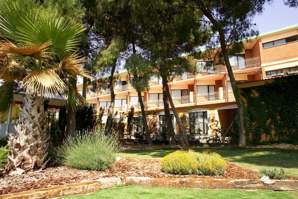 Hotel El Cisne ซาราโกซา ภายนอก รูปภาพ